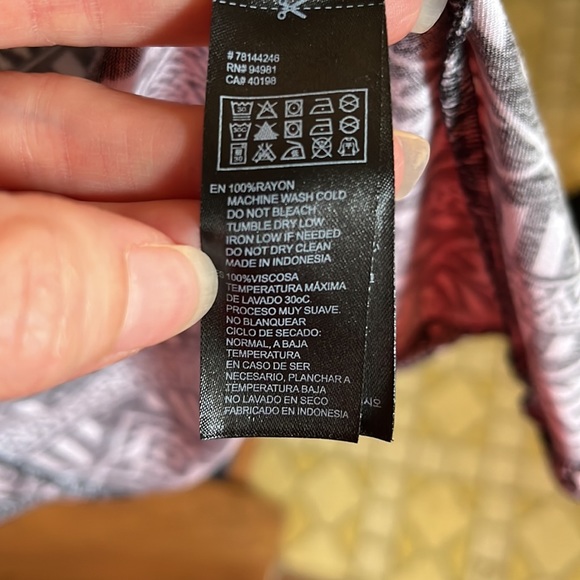 EUC Forever 21 Black and white long cardigan - Picture 7 of 7